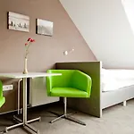 Marina 3*