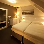 Marina 3*