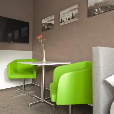Marina Hotel 3*